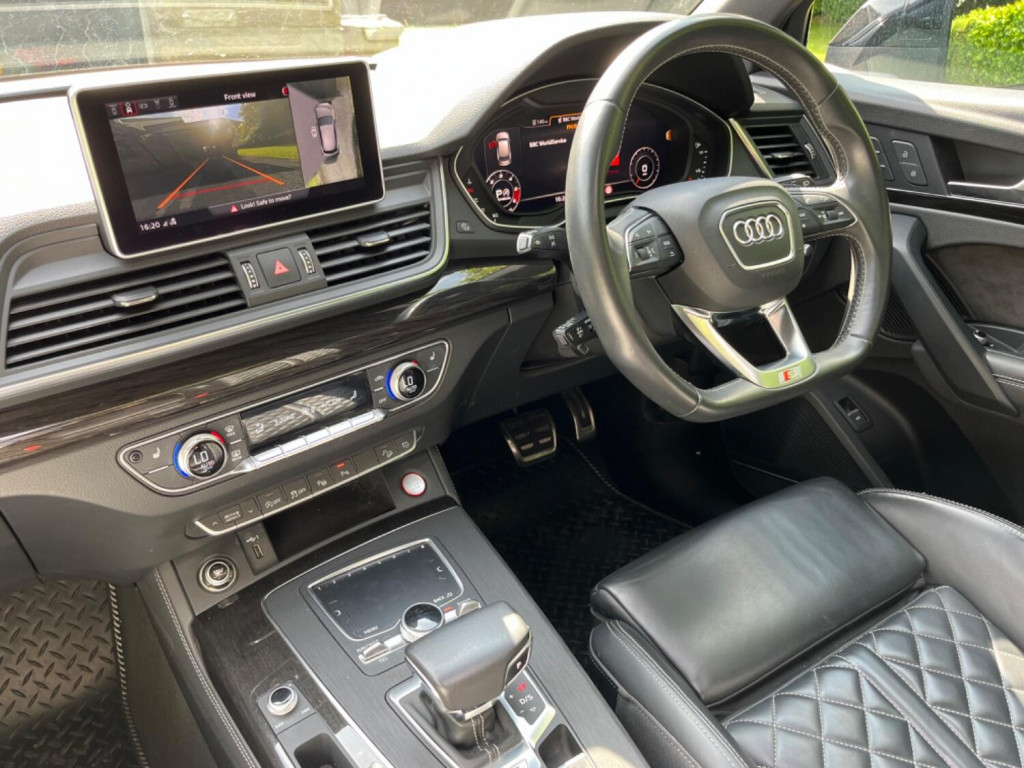 AUDI SQ5