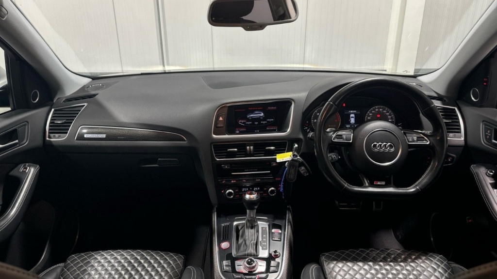 AUDI SQ5