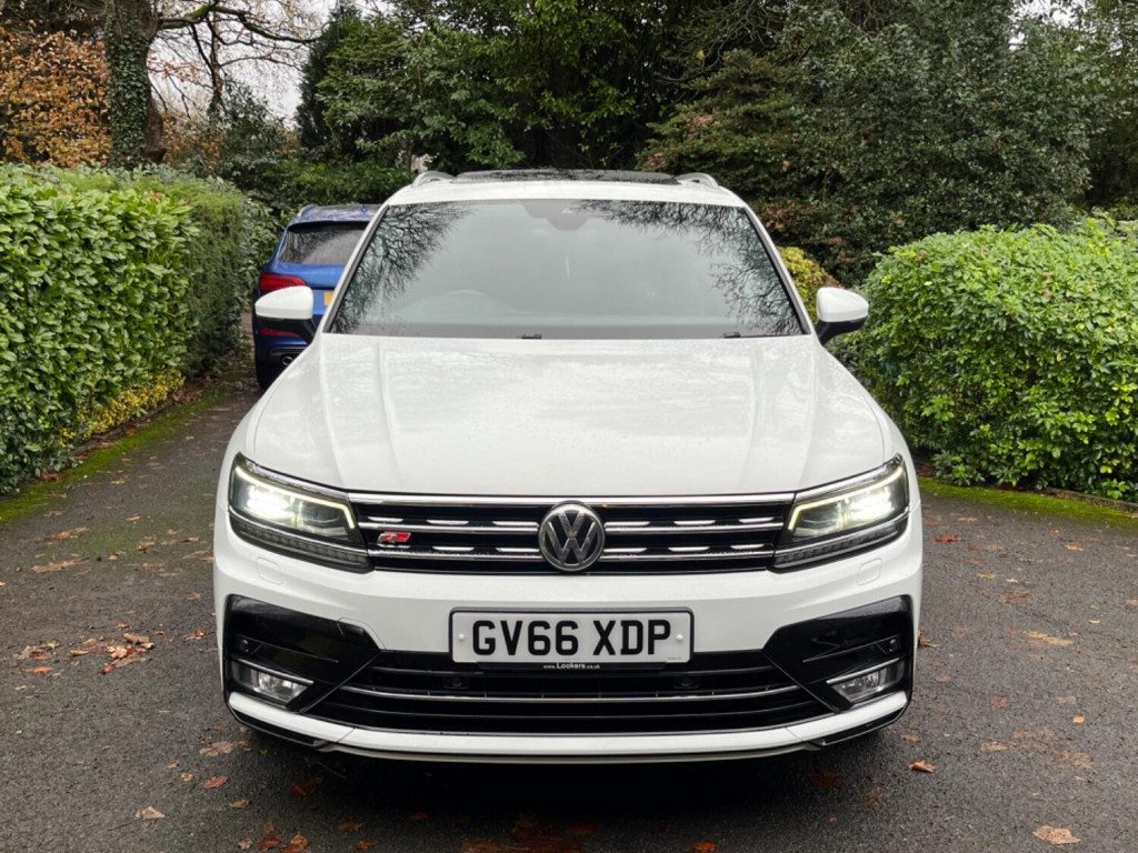 View VOLKSWAGEN TIGUAN 2.0 BiTDI BlueMotion Tech R-Line