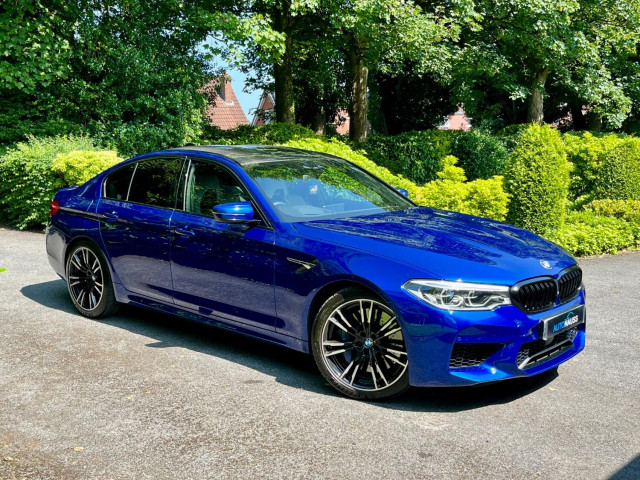 BMW M5 4.4 M5 Saloon