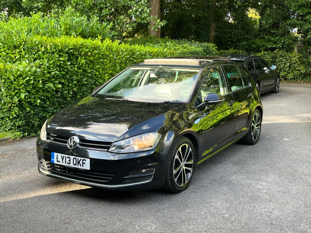 View VOLKSWAGEN GOLF 1.4 TSI BlueMotion Tech ACT GT