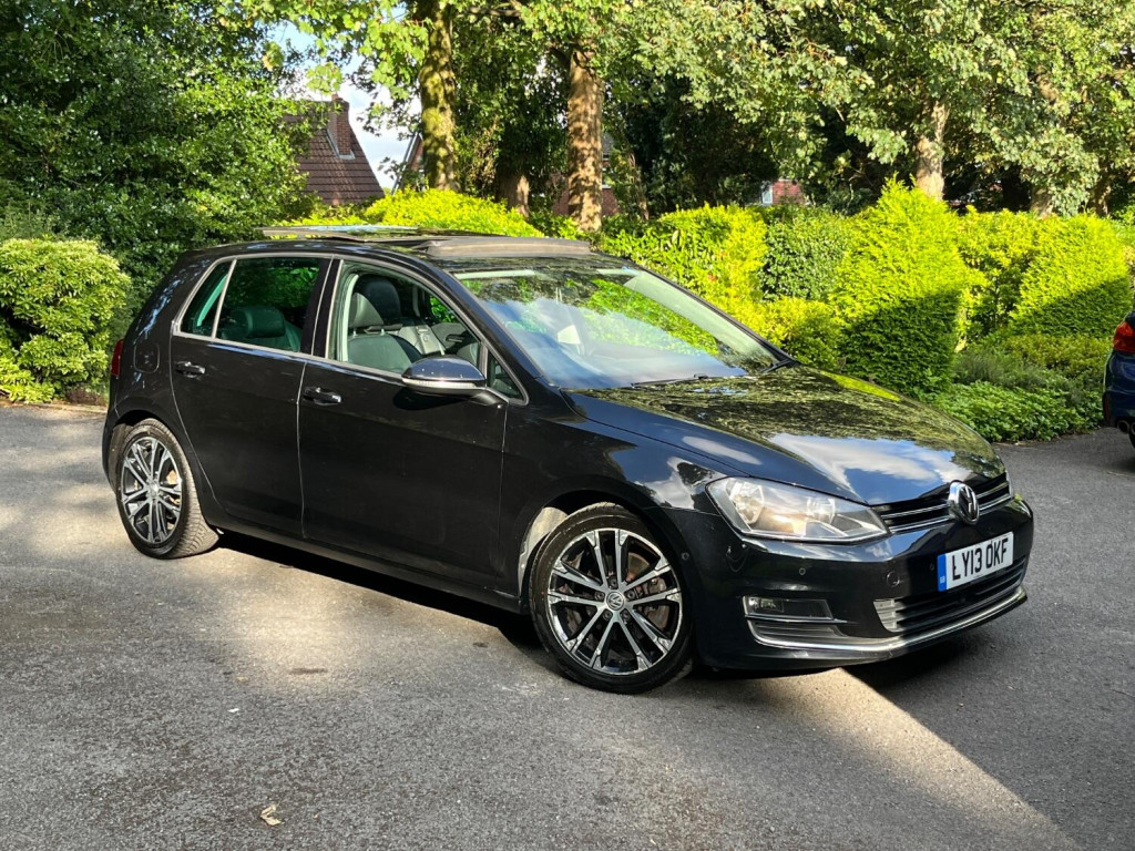 View VOLKSWAGEN GOLF 1.4 TSI BlueMotion Tech ACT GT