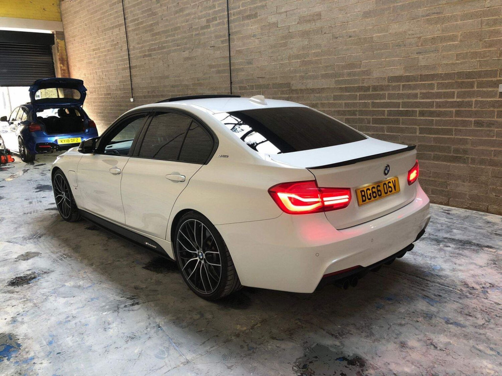 View BMW 3 SERIES 2.0 330e 7.6kWh M Sport Auto Euro 6 ss 4dr