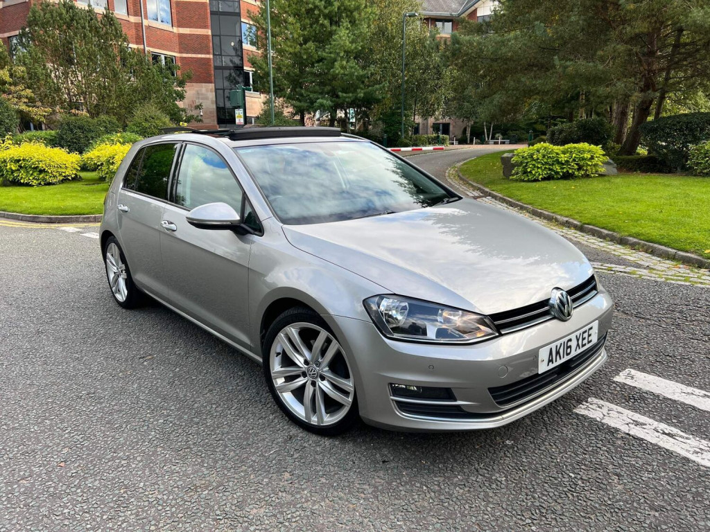View VOLKSWAGEN GOLF 2.0 TDI BlueMotion Tech GT Edition Euro 6 ss 5dr