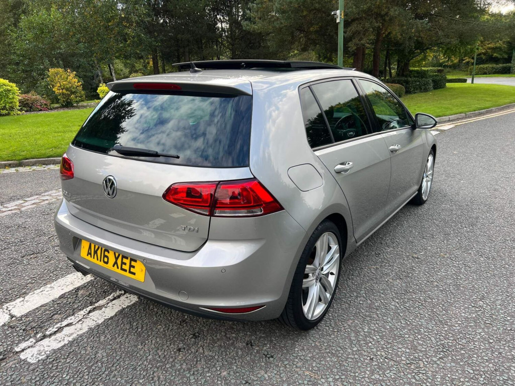 View VOLKSWAGEN GOLF 2.0 TDI BlueMotion Tech GT Edition Euro 6 ss 5dr