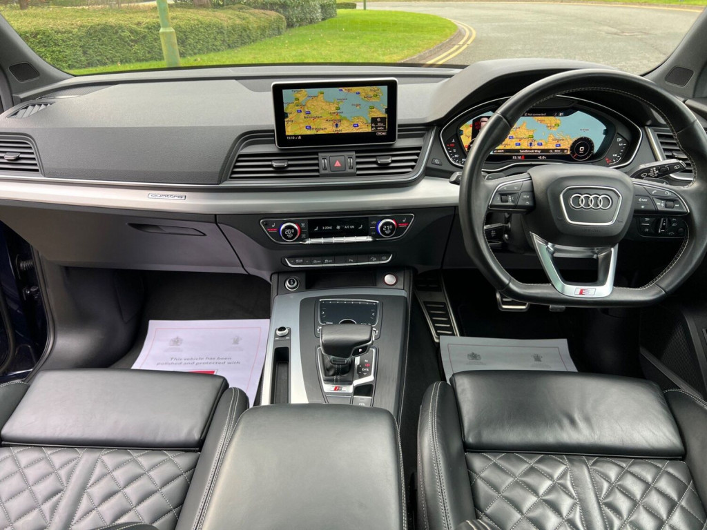 AUDI SQ5
