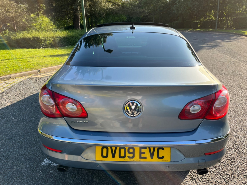 View VOLKSWAGEN PASSAT SPORT V6 CC 4MOTION DSG