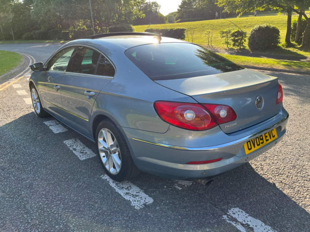 View VOLKSWAGEN PASSAT SPORT V6 CC 4MOTION DSG