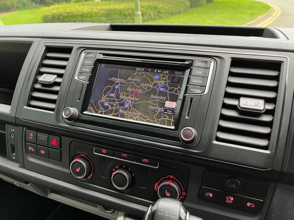 VOLKSWAGEN TRANSPORTER SPORTLINE