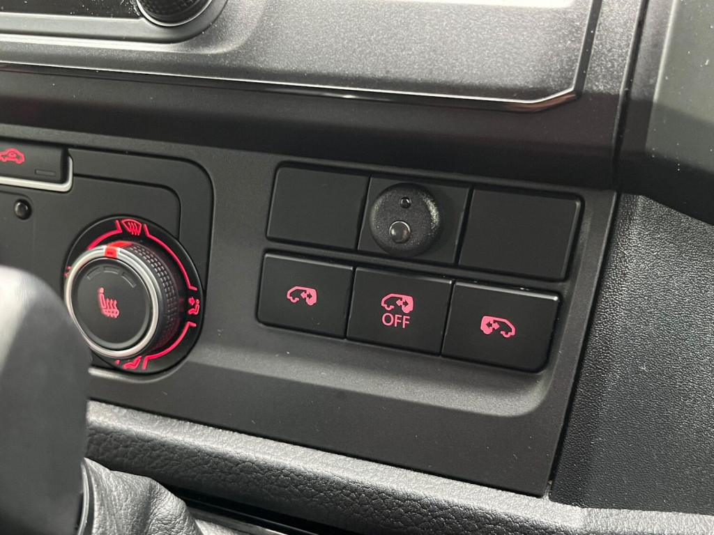 VOLKSWAGEN TRANSPORTER SPORTLINE