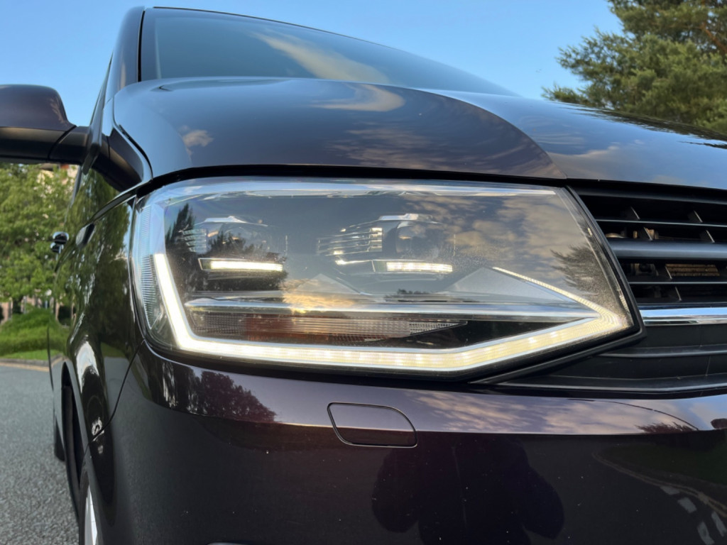 VOLKSWAGEN TRANSPORTER