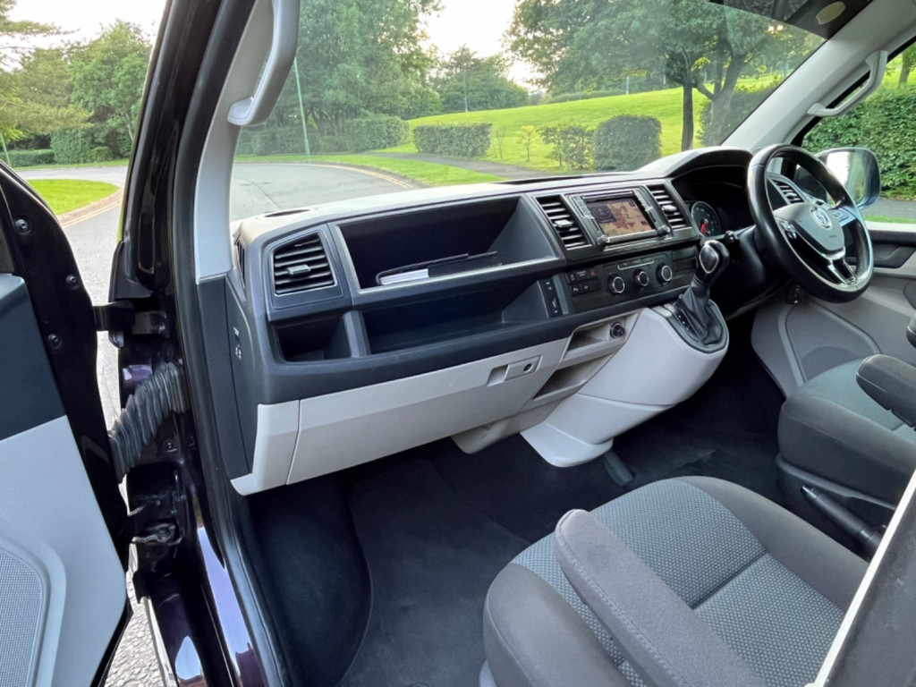 VOLKSWAGEN TRANSPORTER