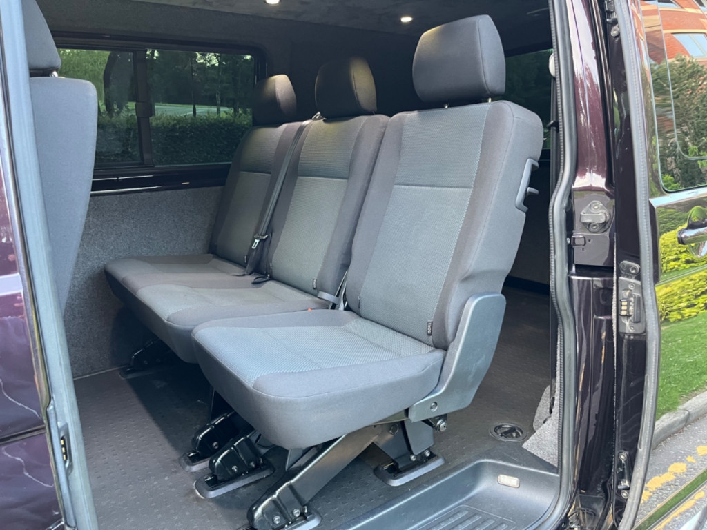 VOLKSWAGEN TRANSPORTER