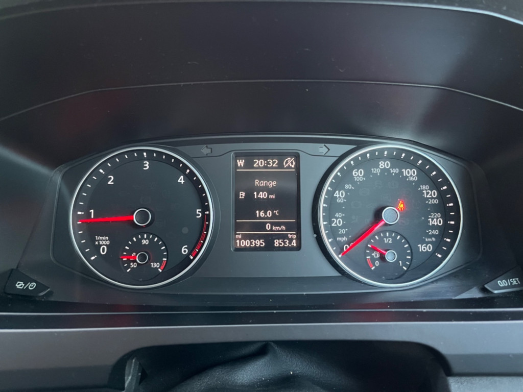 VOLKSWAGEN TRANSPORTER