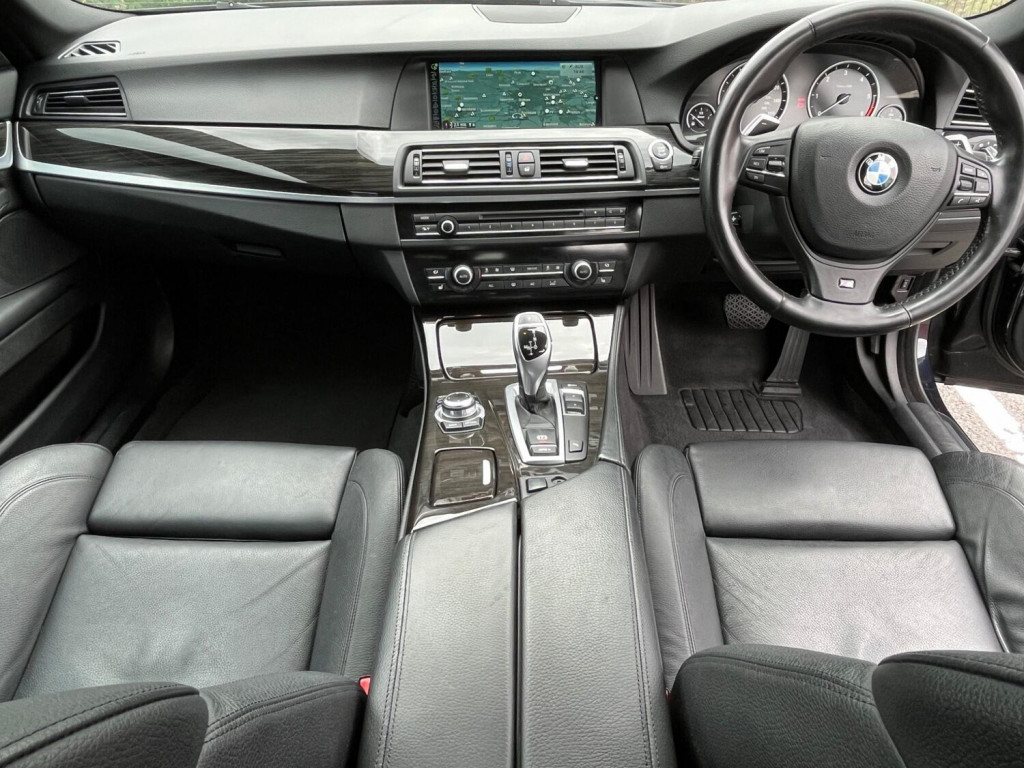 BMW 5 SERIES