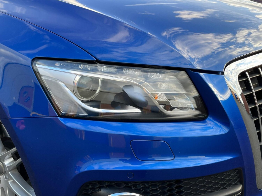 View AUDI Q5 3.0 TDI V6 S line S Tronic quattro Euro 4 5dr