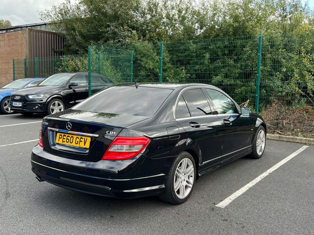 MERCEDES-BENZ C CLASS