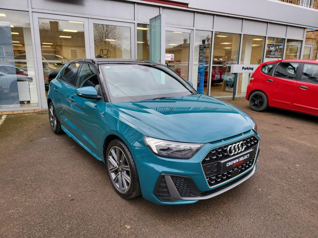View AUDI A1 1.0 TFSI 30 S line Sportback Euro 6 (s/s) 5dr