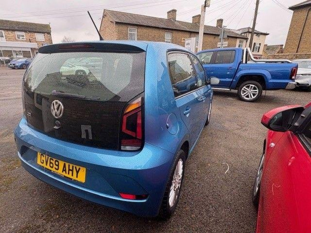 VOLKSWAGEN UP