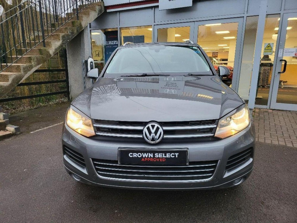 View VOLKSWAGEN TOUAREG 3.0 TDI V6 BlueMotion Tech SE Tiptronic 4WD Euro 5 (s/s) 5dr