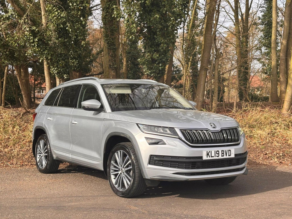 View SKODA KODIAQ 2.0 TDI Laurin & Klement DSG 4WD Euro 6 (s/s) 5dr (7 Seat)