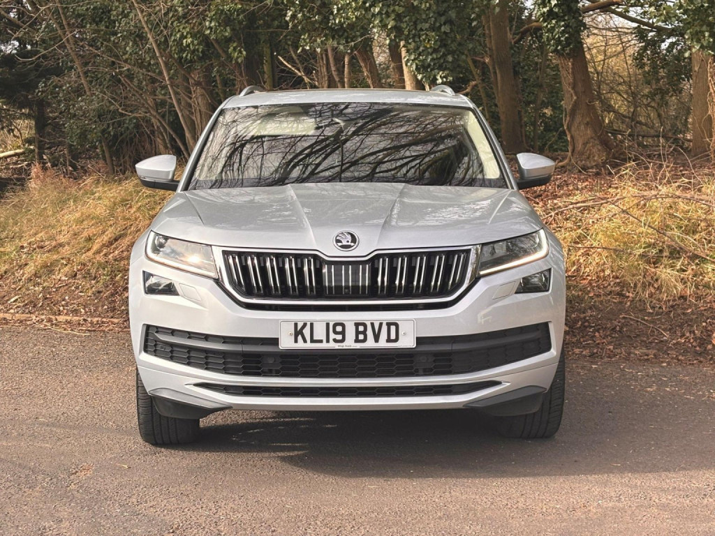 View SKODA KODIAQ 2.0 TDI Laurin & Klement DSG 4WD Euro 6 (s/s) 5dr (7 Seat)