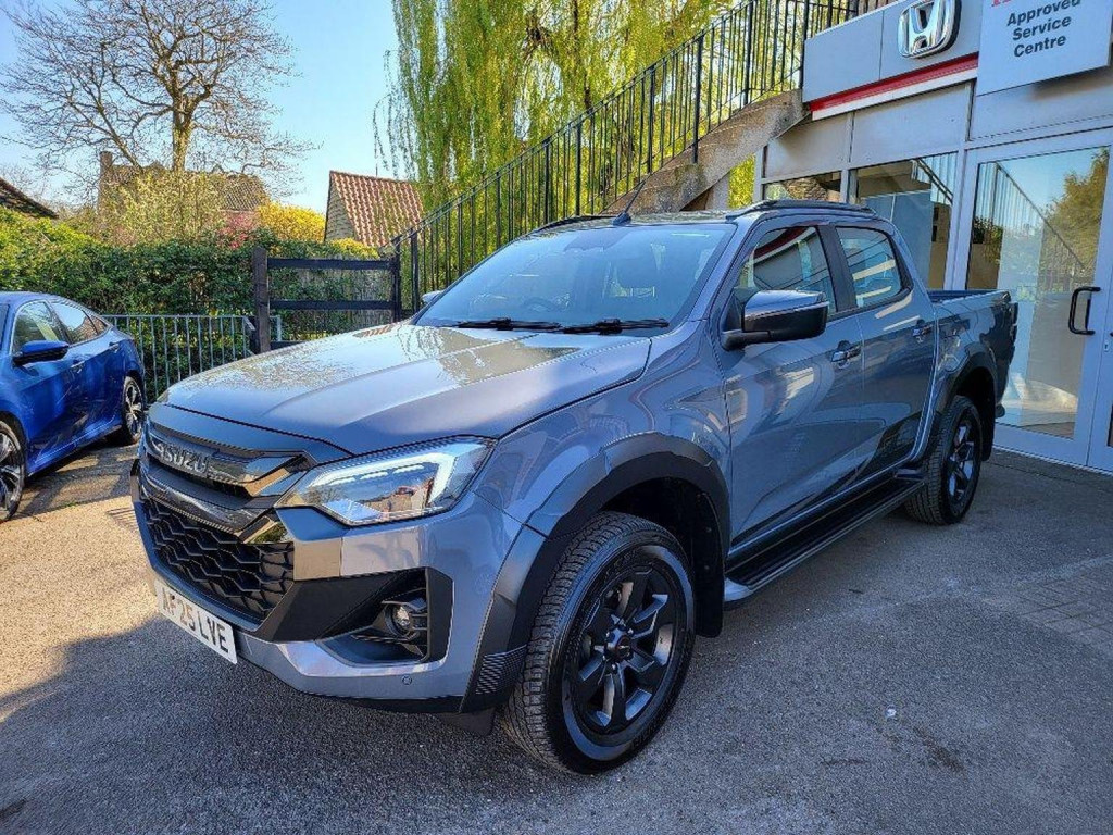 View ISUZU D-MAX 1.9 TD V-Cross Steel Edition Auto 4WD Euro 6 (s/s) 4dr