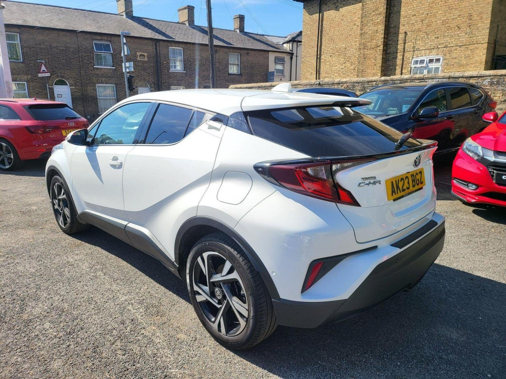 TOYOTA C-HR