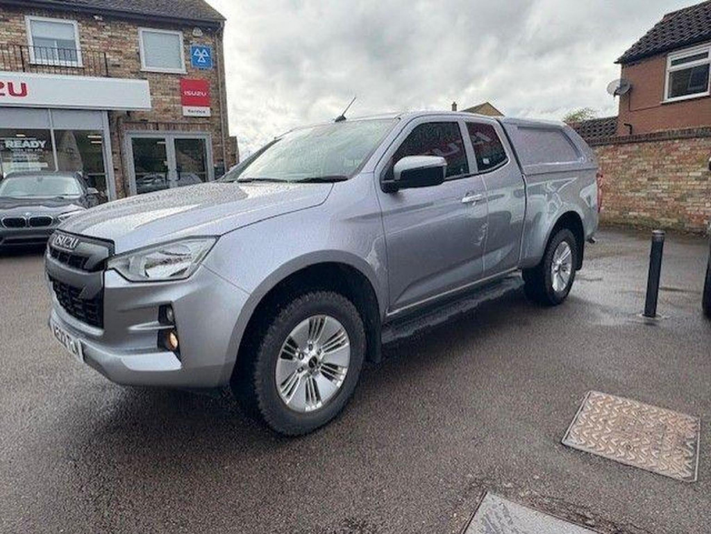 ISUZU D-MAX