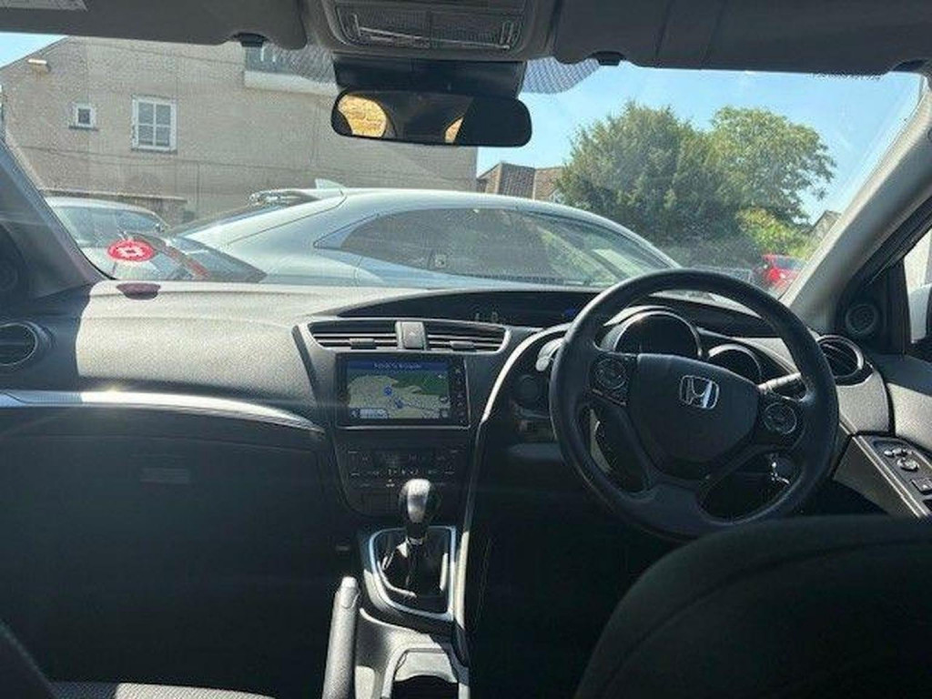 View HONDA CIVIC 1.6 i-DTEC SE Plus Tourer Euro 6 (s/s) 5dr (Navi)