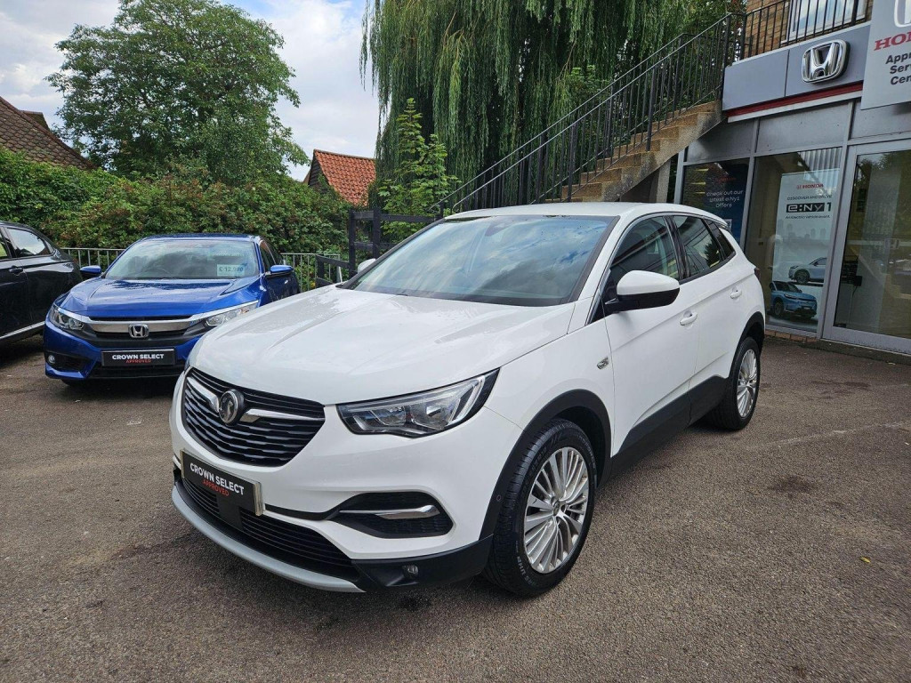 View VAUXHALL GRANDLAND X 1.2 Turbo Tech Line Nav Euro 6 (s/s) 5dr