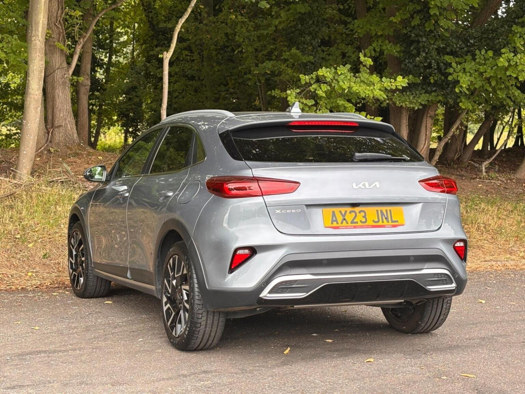 KIA XCEED