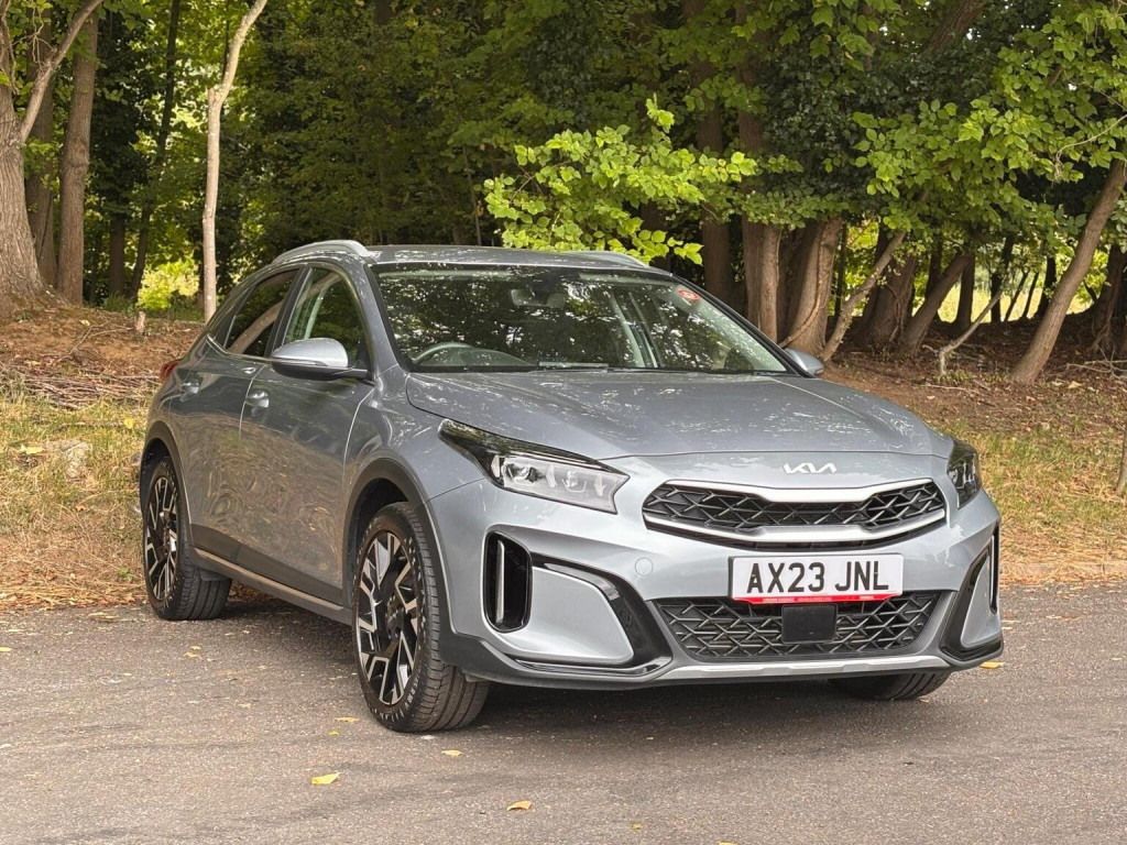 View KIA XCEED 1.5 T-GDi 3 Euro 6 (s/s) 5dr