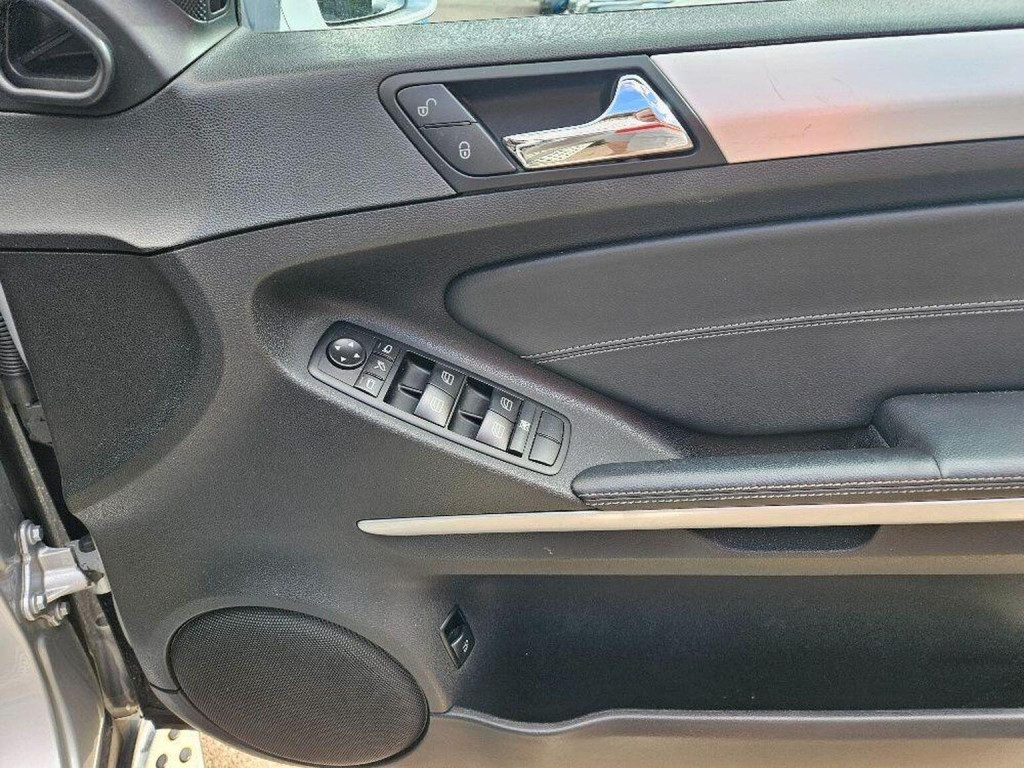 MERCEDES-BENZ M CLASS