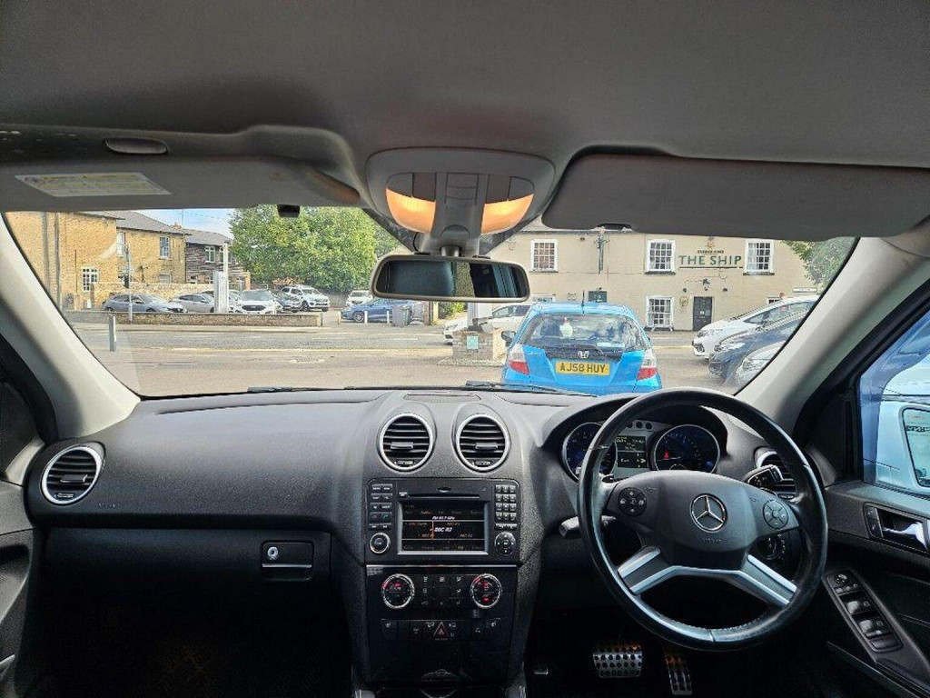 MERCEDES-BENZ M CLASS