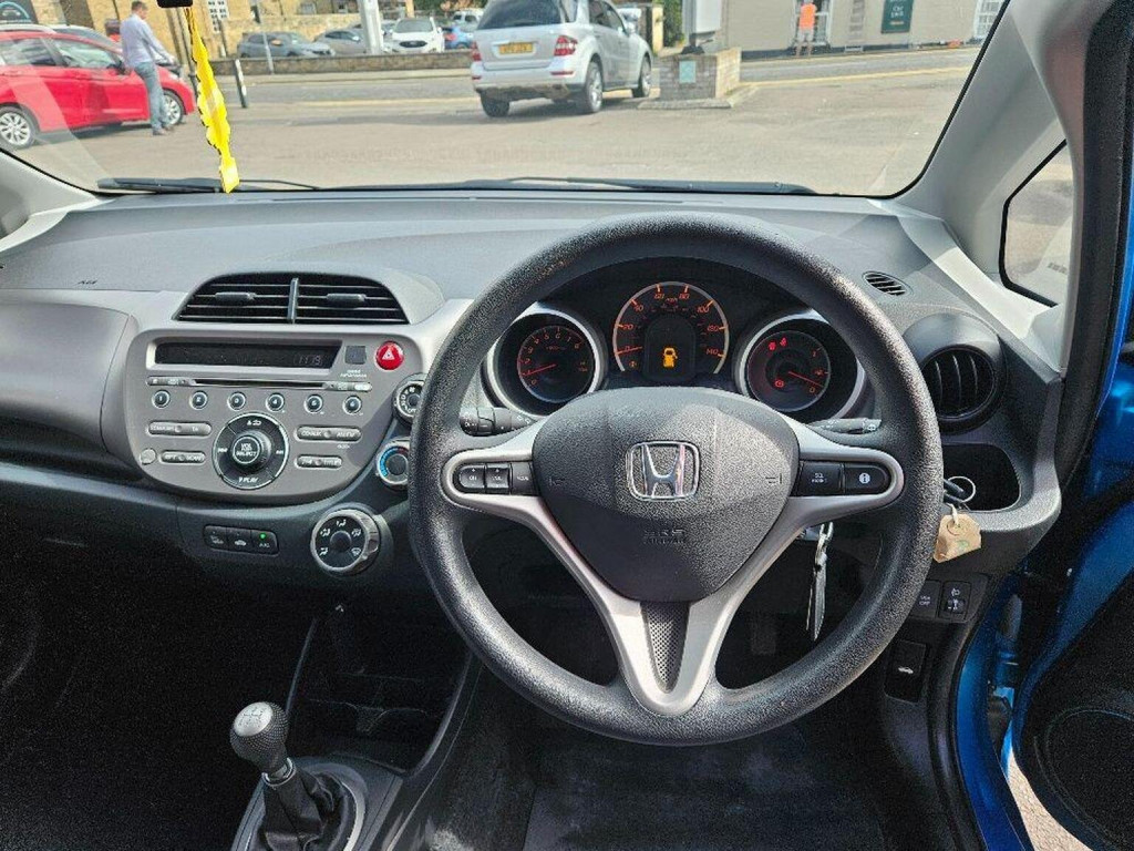 HONDA JAZZ