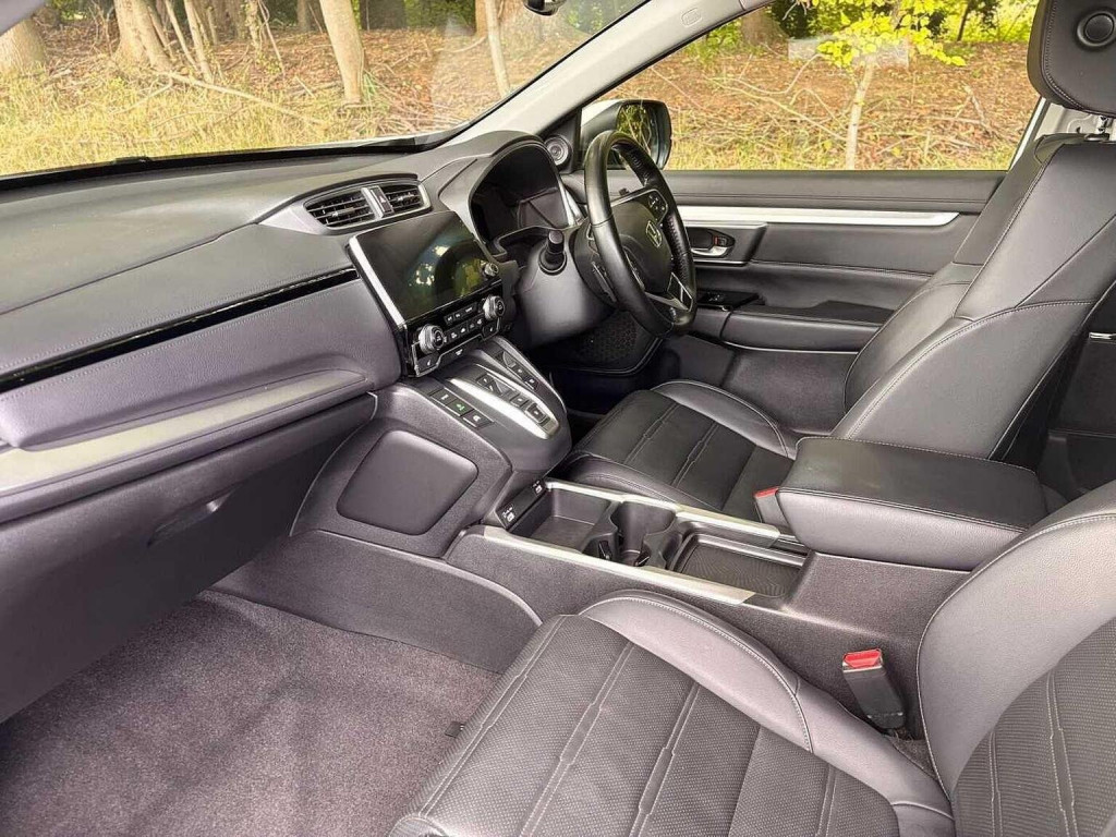 View HONDA CR-V 2.0 h i-MMD SR eCVT 4WD Euro 6 (s/s) 5dr