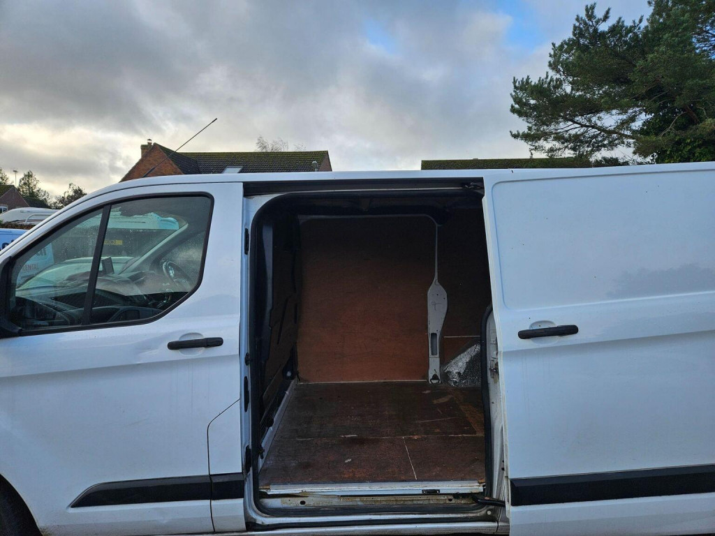 FORD TRANSIT CUSTOM