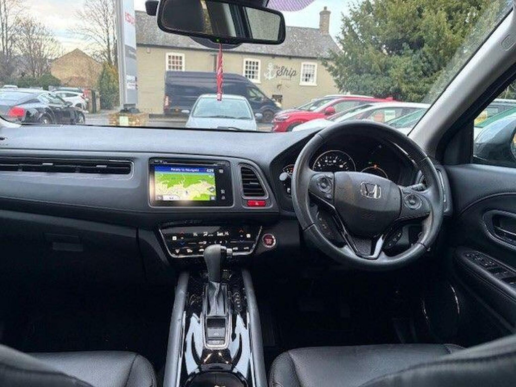 View HONDA HR-V 1.5 i-VTEC EX CVT Euro 6 (s/s) 5dr