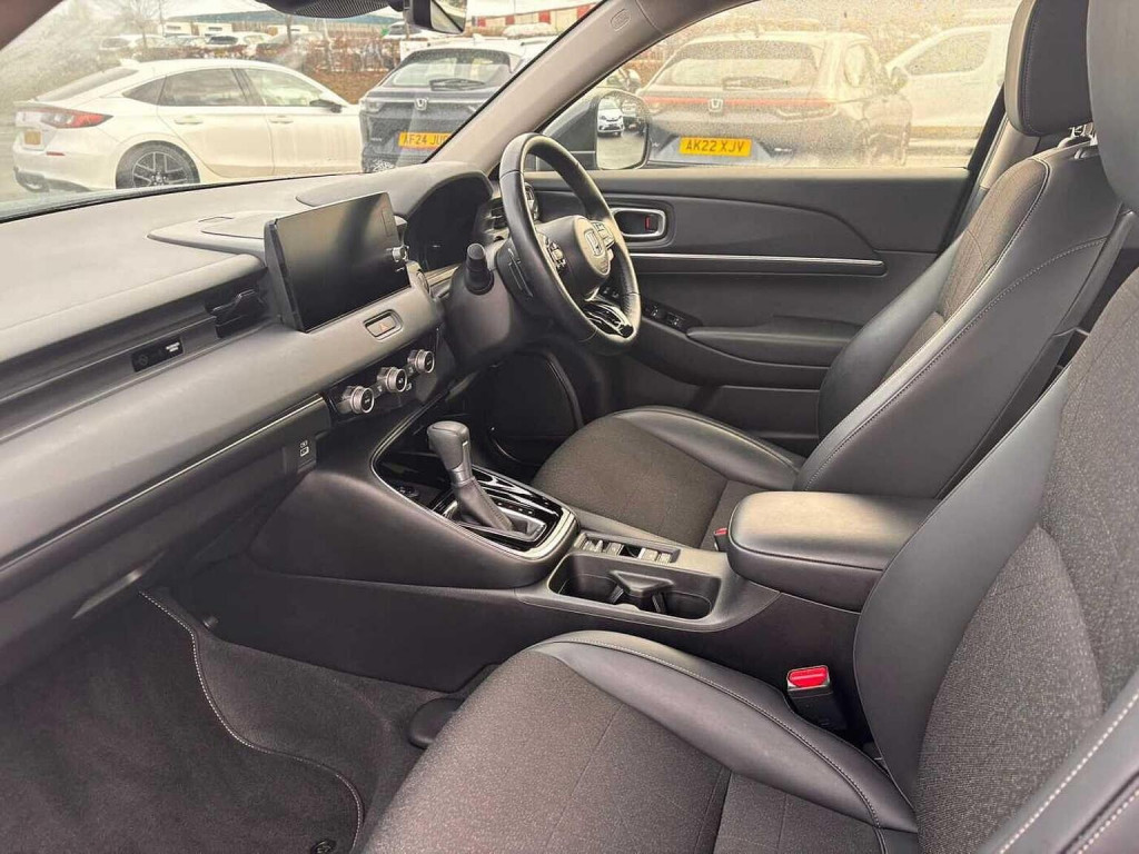 View HONDA HR-V 1.5 h i-MMD Advance CVT Euro 6 (s/s) 5dr