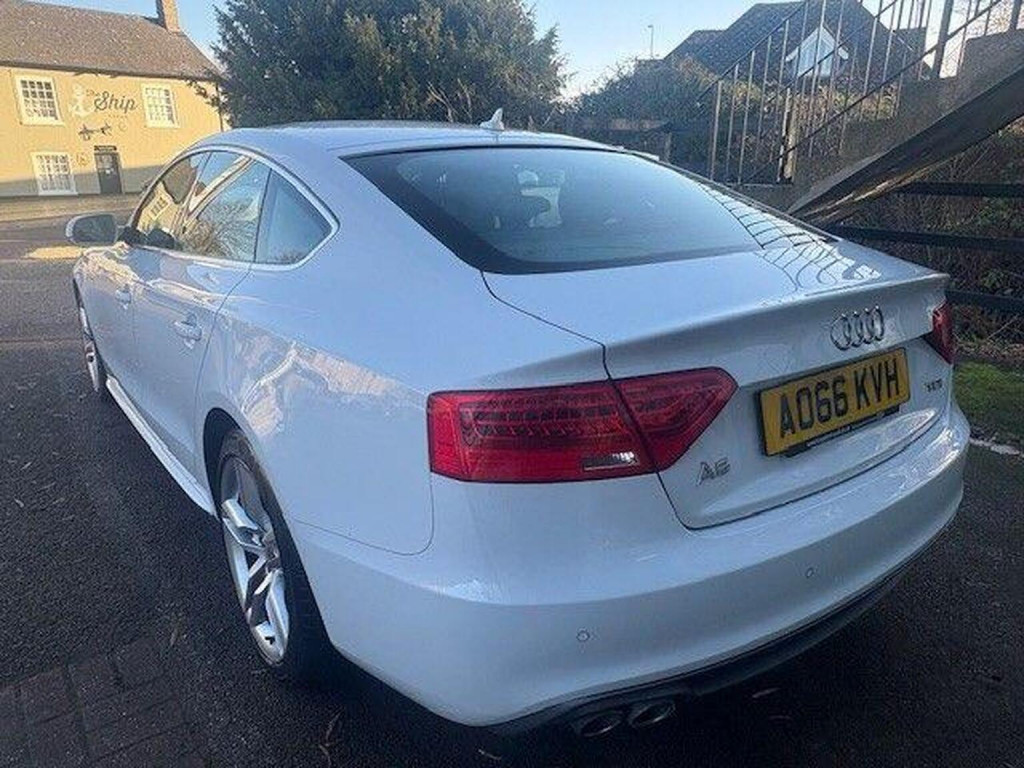 AUDI A5