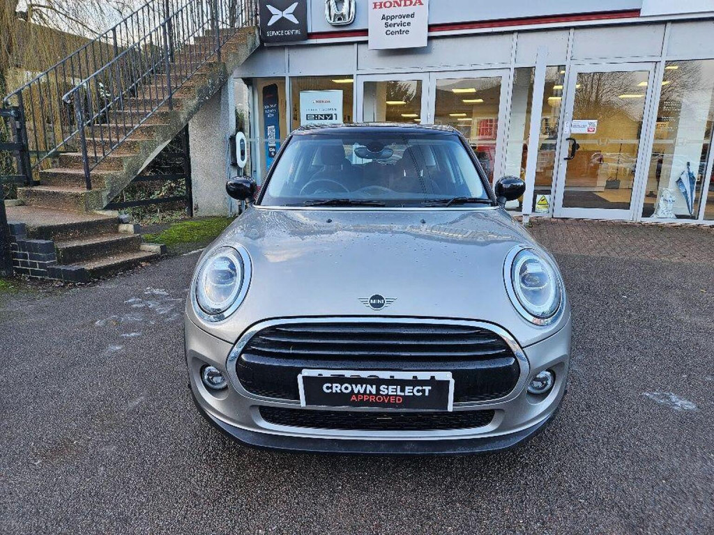 View MINI HATCH 1.5 Cooper Classic Steptronic Euro 6 (s/s) 5dr