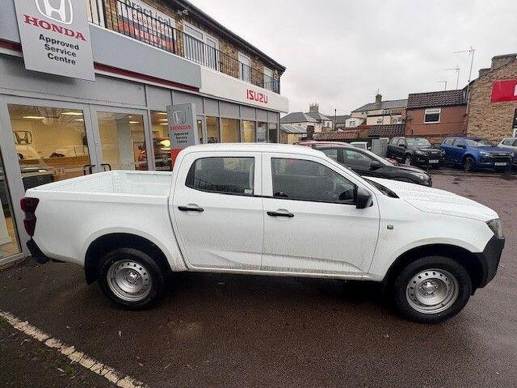View ISUZU D-MAX 1.9 TD Utility Diff Lock 4WD Euro 6 (s/s) 4dr