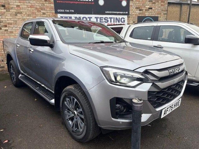 ISUZU D-MAX 1.9 TD DL40 Auto 4WD Euro 6 (s/s) 4dr