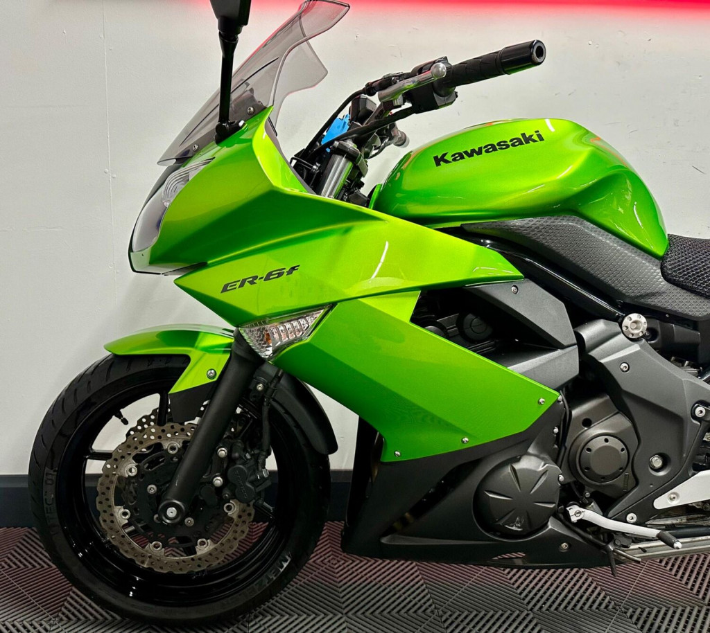 KAWASAKI ER-6F