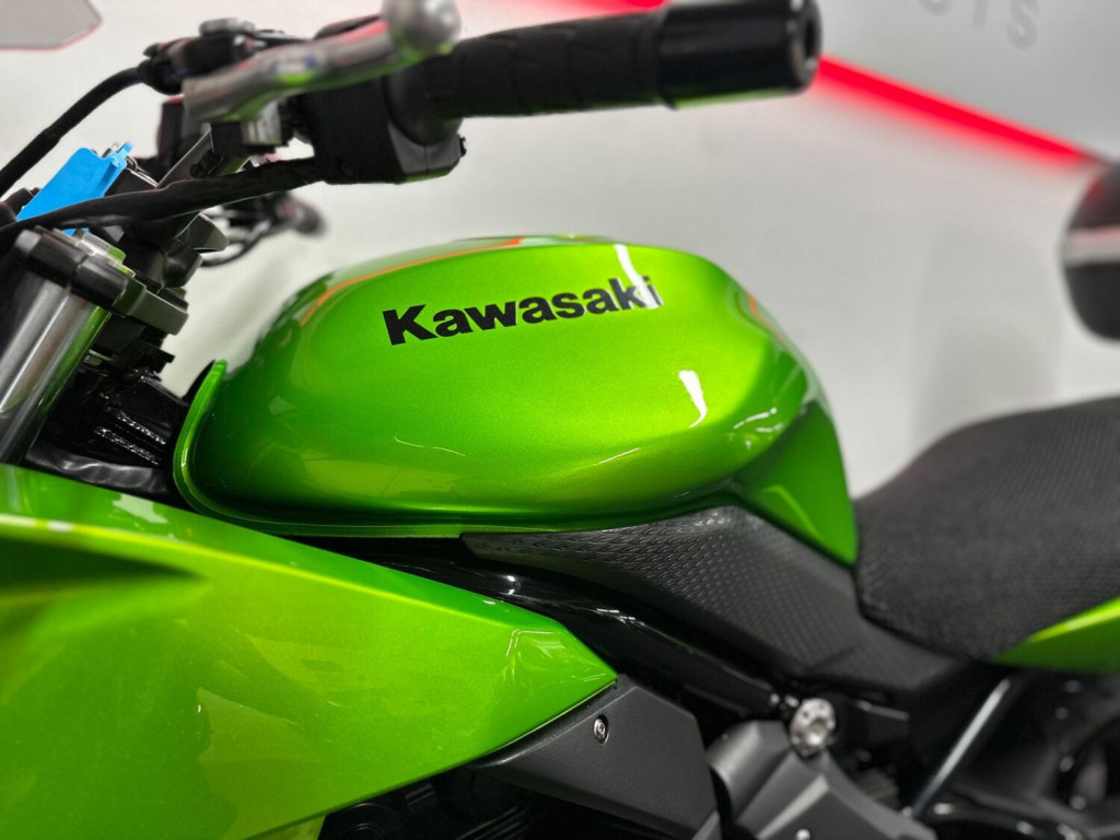 KAWASAKI ER-6F