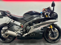 YAMAHA R6