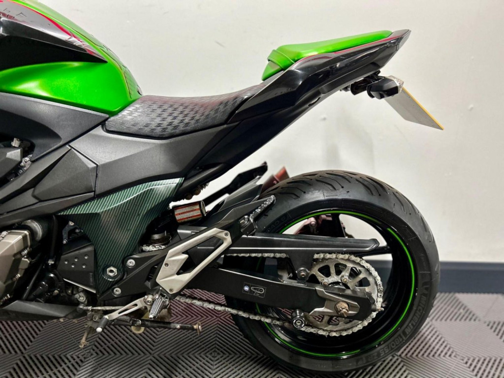 KAWASAKI Z800