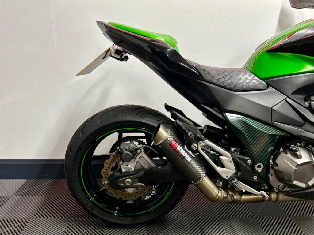 KAWASAKI Z800