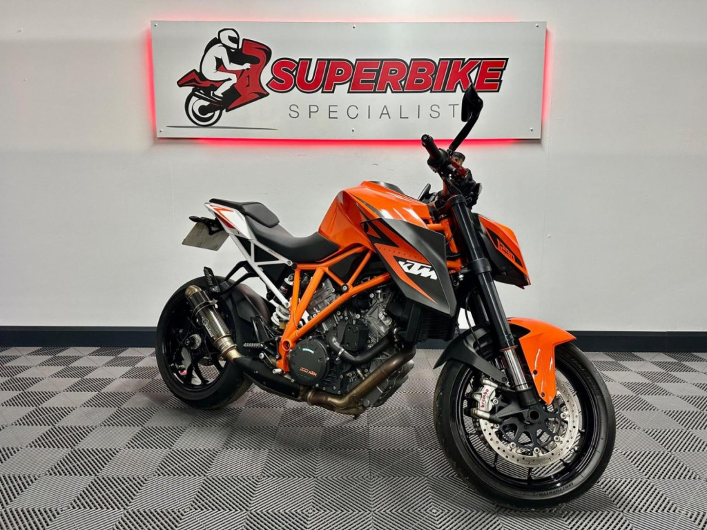 KTM 1290 SUPER DUKE R